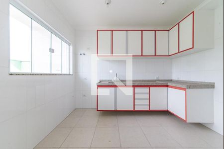 Casa à venda com 240m², 3 quartos e 4 vagas