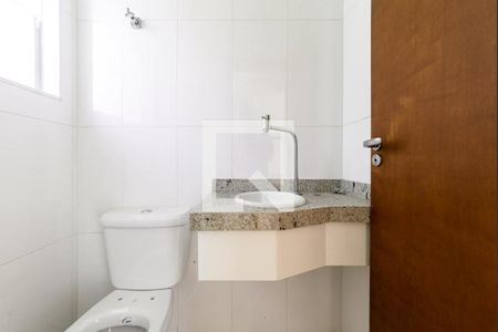 Casa à venda com 240m², 3 quartos e 4 vagas