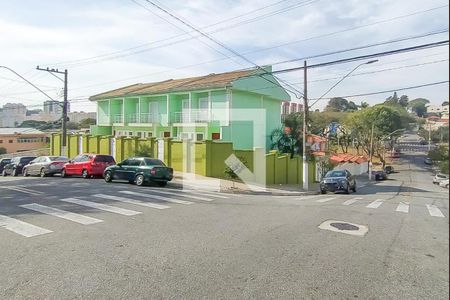 Casa à venda com 240m², 3 quartos e 4 vagas