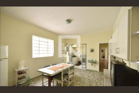 Casa à venda com 3 quartos, 257m² em Mooca, São Paulo