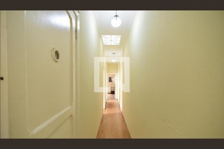 Casa à venda com 257m², 3 quartos e 2 vagas