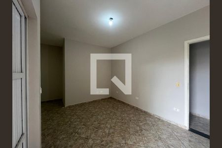 Casa para alugar com 250m², 2 quartos e 3 vagasSuíte