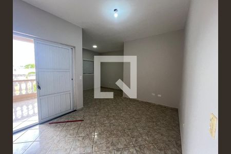 Casa para alugar com 250m², 2 quartos e 3 vagasSuíte