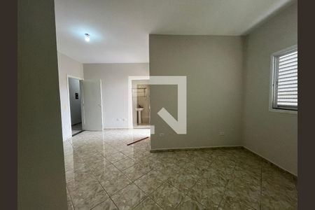 Casa para alugar com 250m², 2 quartos e 3 vagasSuíte