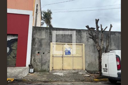 Casa para alugar com 250m², 2 quartos e 3 vagasFachada