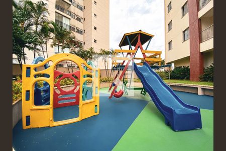 Apartamento à venda com 61m², 3 quartos e 1 vagaÁrea comum