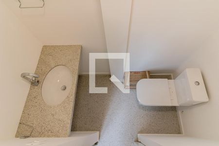 Apartamento para alugar com 72m², 2 quartos e sem vagaBanheiro de Serviço