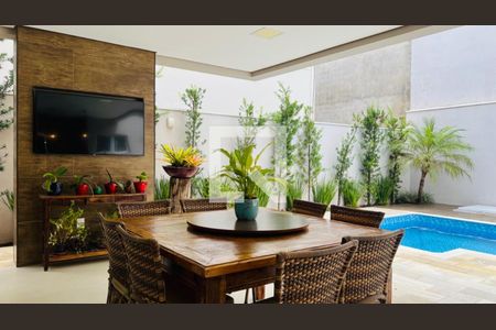 Casa de condomínio à venda com 280m², 3 quartos e 4 vagasFoto 05