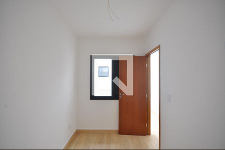 Casa à venda com 105m², 3 quartos e 2 vagasQuarto 2