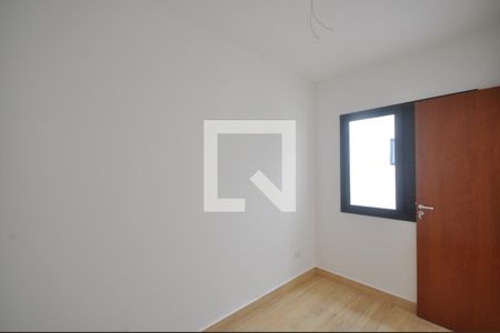 Casa à venda com 105m², 3 quartos e 2 vagasQuarto 2