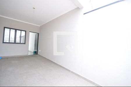 Casa à venda com 105m², 3 quartos e 2 vagasGaragem