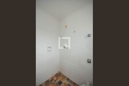 Casa à venda com 234m², 4 quartos e 3 vagasBanheiro 1