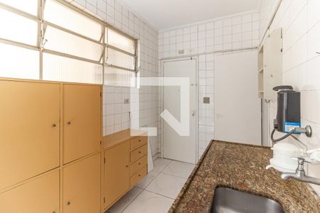Apartamento para alugar com 100m², 2 quartos e 1 vaga Apartamento para alugar com 100m², 2 quartos e 1 vagaCozinha