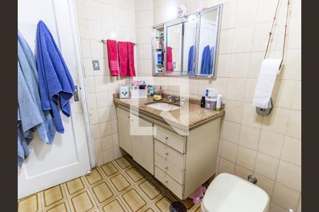 Apartamento para alugar com 155m², 3 quartos e sem vagaBanheiro