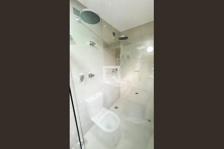 Apartamento à venda com 117m², 1 quarto e 2 vagasBanheiro