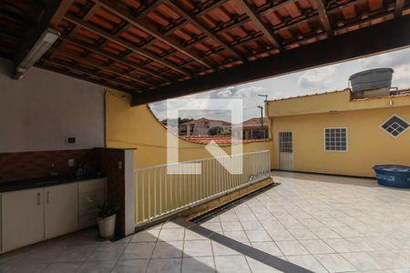 Casa à venda com 162m², 3 quartos e 2 vagas Casa à venda com 162m², 3 quartos e 2 vagasSacada