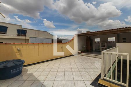 Casa à venda com 162m², 3 quartos e 2 vagas Casa à venda com 162m², 3 quartos e 2 vagasSacada