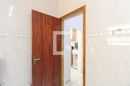 Casa à venda com 162m², 3 quartos e 2 vagas Casa à venda com 162m², 3 quartos e 2 vagasBanheiro