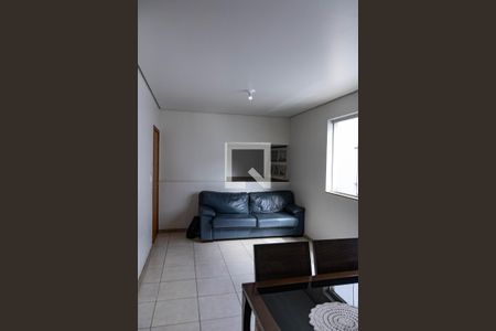 Sala de apartamento para alugar com 2 quartos, 90m² em Nova Gameleira, Belo Horizonte