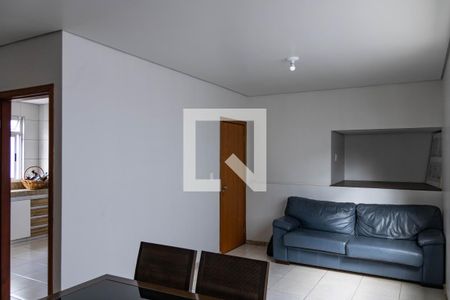 Sala de apartamento para alugar com 2 quartos, 90m² em Nova Gameleira, Belo Horizonte