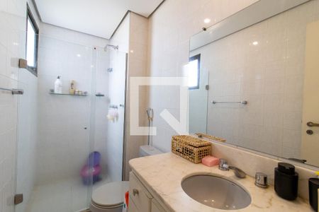 Apartamento à venda com 137m², 3 quartos e 2 vagasBanheiro 3