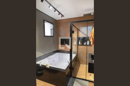 Banheiro da Suíte de casa à venda com 3 quartos, 120m² em Jardim Bela Vista, Guarulhos