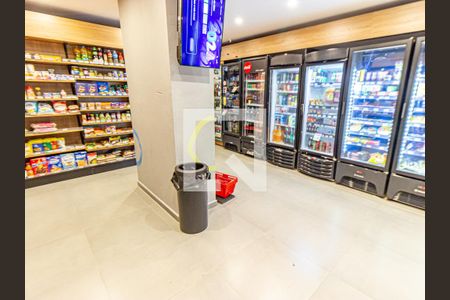 Apartamento à venda com 105m², 3 quartos e 2 vagasÁrea comum - Mercadinho