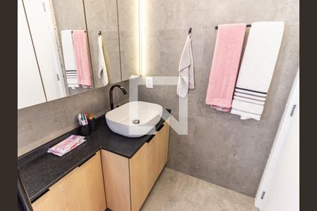 Apartamento à venda com 105m², 3 quartos e 2 vagasBanheiro da Suíte