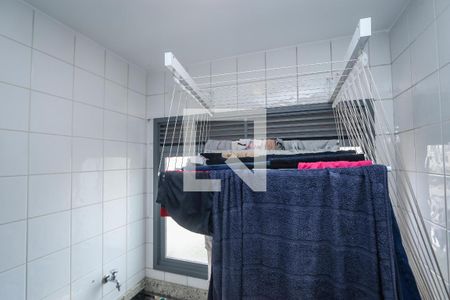 Apartamento à venda com 58m², 2 quartos e 2 vagasLavanderia