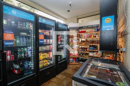 Apartamento à venda com 58m², 2 quartos e 2 vagasMini Mercado