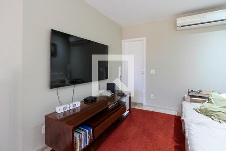 Apartamento à venda com 296m², 4 quartos e 3 vagasSala de TV