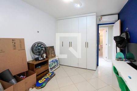 Apartamento à venda com 296m², 4 quartos e 3 vagasQuarto 2