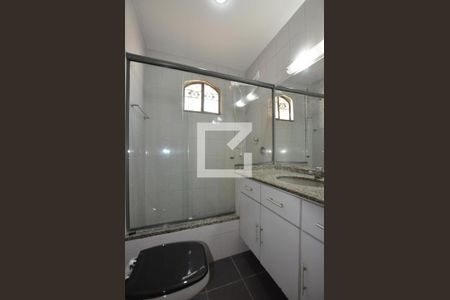 Casa para alugar com 175m², 3 quartos e 1 vagaBanheiro da Suíte 1