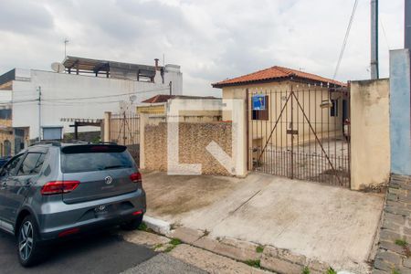 Casa à venda com 380m², 1 quarto e 4 vagasFachada