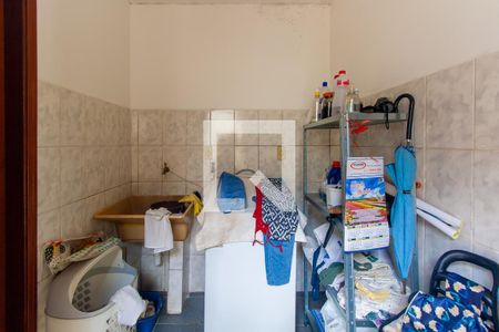 Casa à venda com 380m², 1 quarto e 4 vagasCasa 2 - Área de Serviço