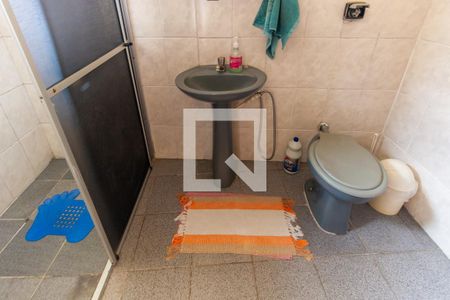 Casa à venda com 380m², 1 quarto e 4 vagasCasa 2 - Banheiro