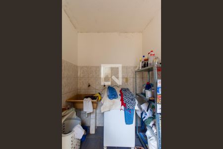 Casa à venda com 380m², 1 quarto e 4 vagasCasa 2 - Área de Serviço