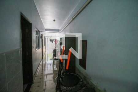 Casa à venda com 135m², 6 quartos e 2 vagasCorredor