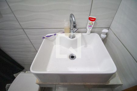 Casa à venda com 135m², 6 quartos e 2 vagasBanheiro