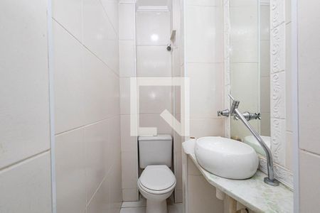 Apartamento à venda com 237m², 4 quartos e 2 vagas Apartamento à venda com 237m², 4 quartos e 2 vagasBanheiro de serviço