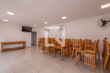 Apartamento para alugar com 68m², 2 quartos e 1 vagaÁrea comum - Salão de festas