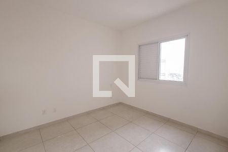 Apartamento para alugar com 68m², 2 quartos e 1 vagaQuarto