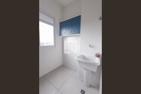 Apartamento para alugar com 68m², 2 quartos e 1 vagaÁrea de Serviço