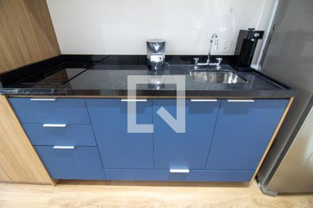 Cozinha de kitnet/studio para alugar com 1 quarto, 25m² em Jardim das Acacias, São Paulo