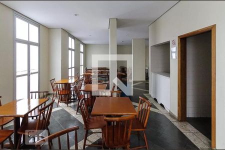 Apartamento à venda com 68m², 3 quartos e 1 vaga Apartamento à venda com 68m², 3 quartos e 1 vagaSalão de festas