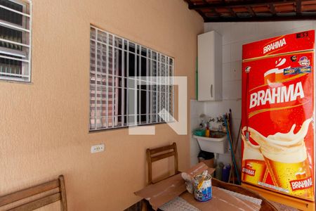 Casa para alugar com 79m², 2 quartos e 1 vaga Casa para alugar com 79m², 2 quartos e 1 vagaÁrea de Serviço