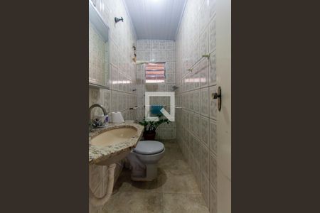 Casa para alugar com 79m², 2 quartos e 1 vaga Casa para alugar com 79m², 2 quartos e 1 vagaBanheiro