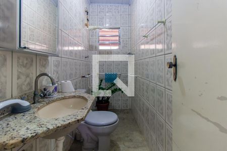 Casa para alugar com 79m², 2 quartos e 1 vaga Casa para alugar com 79m², 2 quartos e 1 vagaBanheiro