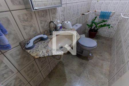 Casa para alugar com 79m², 2 quartos e 1 vaga Casa para alugar com 79m², 2 quartos e 1 vagaBanheiro
