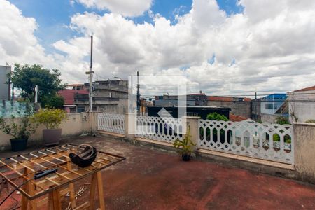 Casa para alugar com 79m², 2 quartos e 1 vaga Casa para alugar com 79m², 2 quartos e 1 vagaVaranda